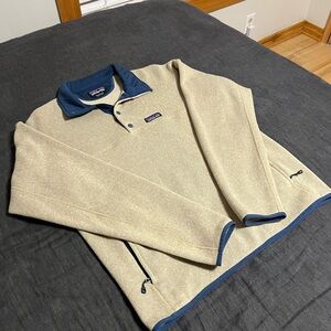 Patagonia Tan and Navy Fleece